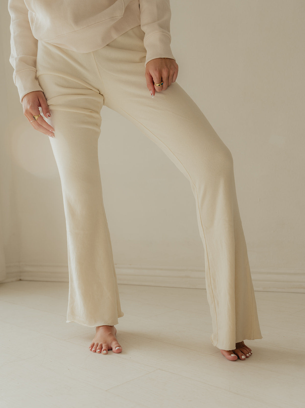Cozy Girl Mid-Rise Flare Pants